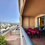 Black Rock Apartment