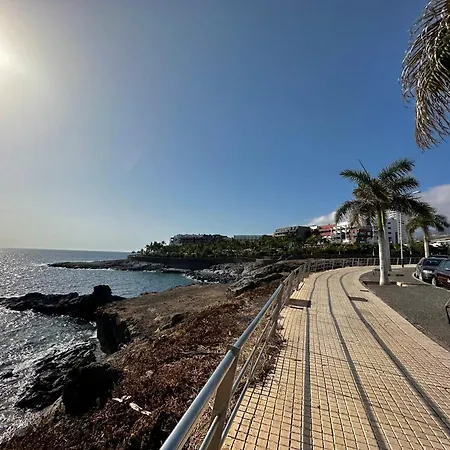 Black Rock Playa Paraiso (Tenerife)