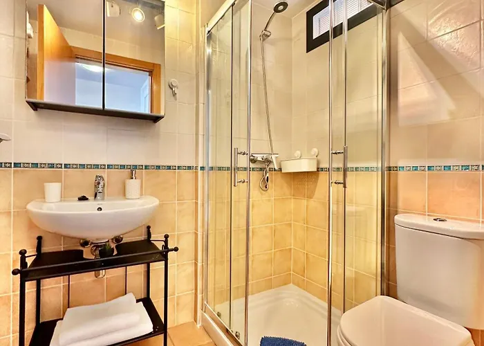 Apartament Black Rock *